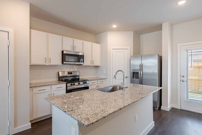 Building Photo - Elevon Parkway, Lavon, TX 75166 - 1 BR 1 BA cottage