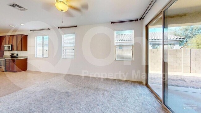 Foto del edificio - 1674 E George Ct