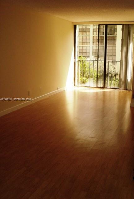 Foto del edificio - 17021 N Bay Rd