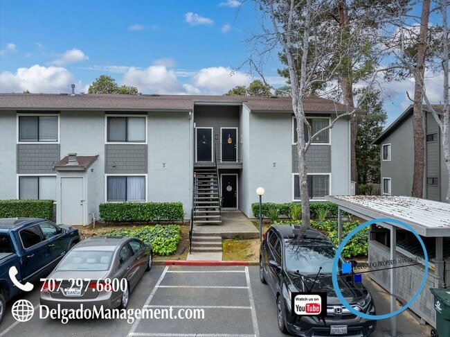 Building Photo - 900 Cambridge Dr