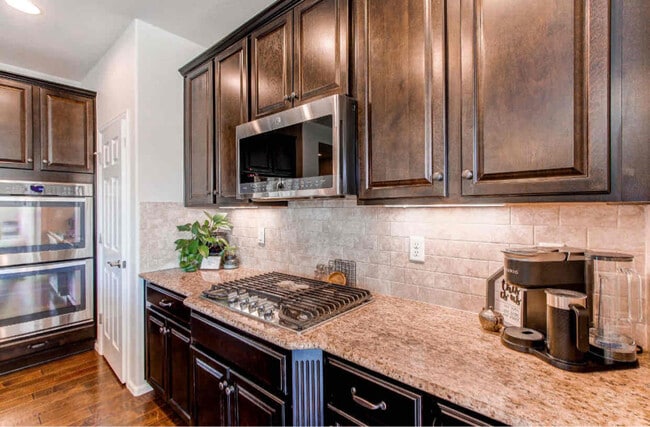 Photo - 14969 Melco Ave House