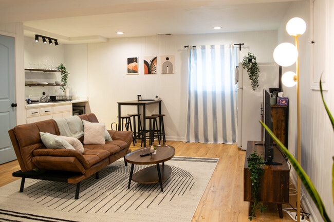 Foto del edificio - 1003 S Blanchard St