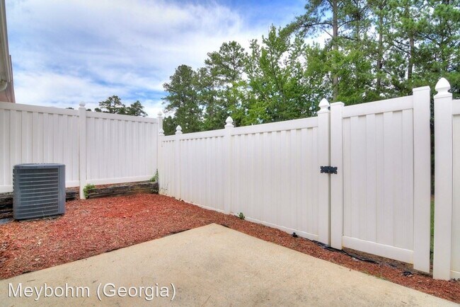 Building Photo - 2 br, 2 bath House - 305 Evans Lake Way