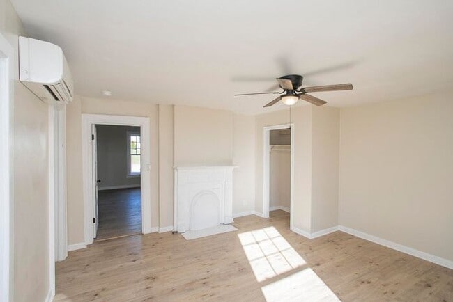 Foto del edificio - LOCATION! 1/1 Bed Bath Downtown!