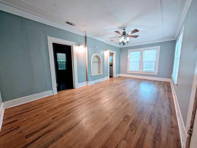 Foto del edificio - Available Early July - Cute Home on Texas Side