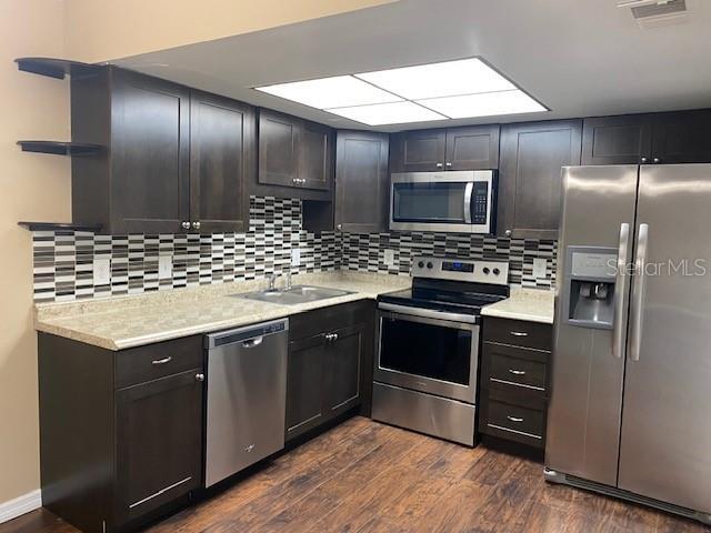 Foto del edificio - 92 Windtree Ln