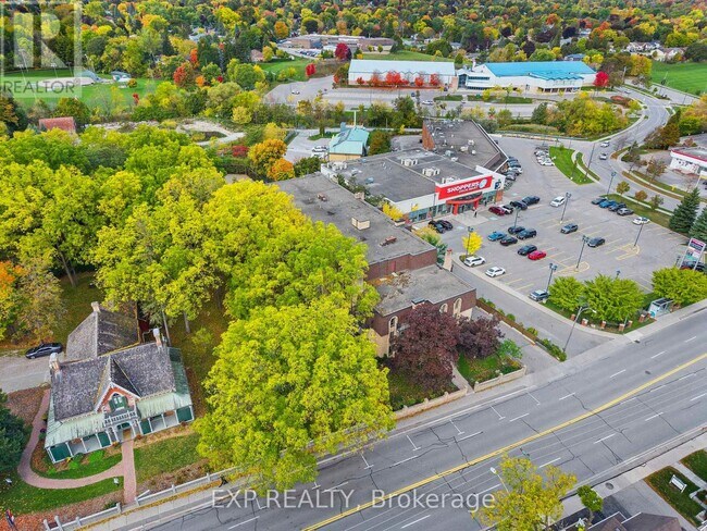 Photo du bâtiment - 15390 Yonge St