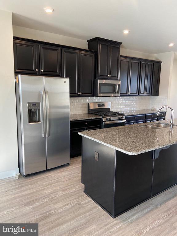 Foto principal - 103 Bergamot Wy