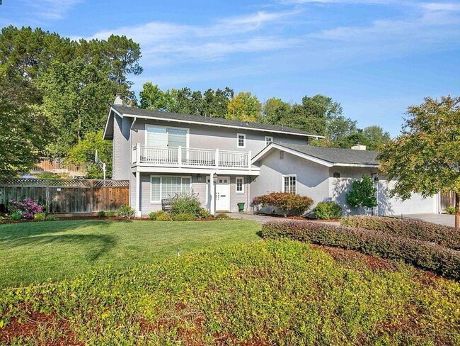 Building Photo - Stunning 4BD + Office Home with Pool in Li...