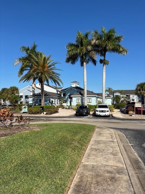 Building Photo - 13625 Eagle Ridge Dr