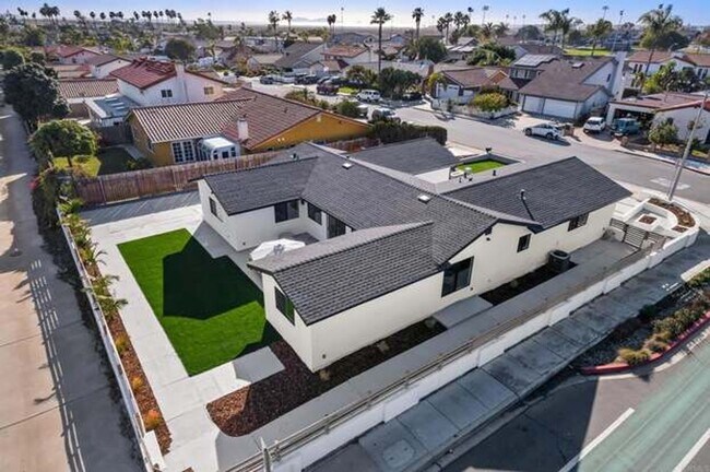 Foto del edificio - Less Than a Mile From the Shore!