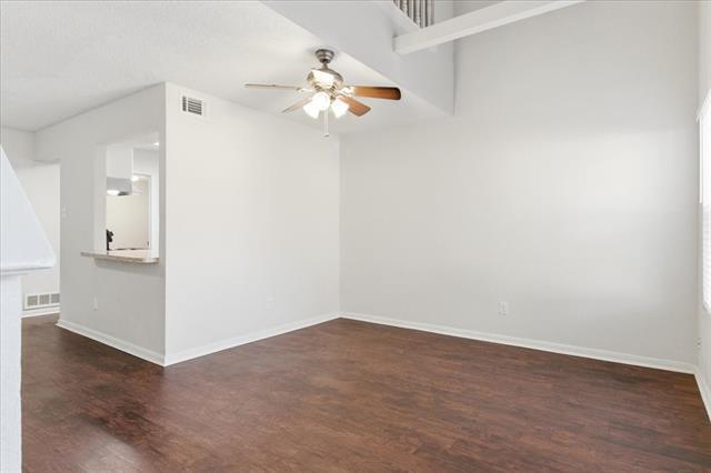 Foto del edificio - 1200 Tyra Ln