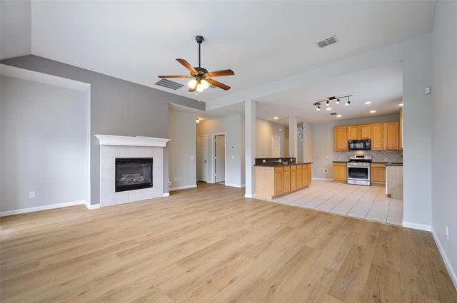Foto del edificio - 7608 Archer Way