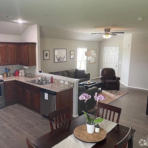 Building Photo - 4310 Crosshill Cv
