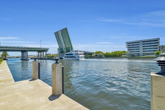 Foto del edificio - 1704 Del Haven Dr