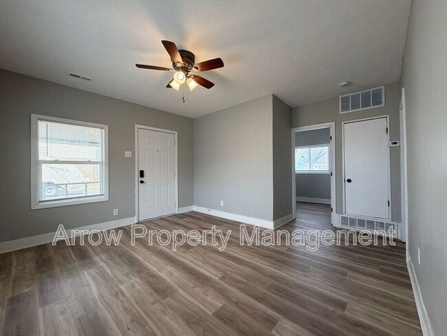 Foto del edificio - 4825 Fremont St