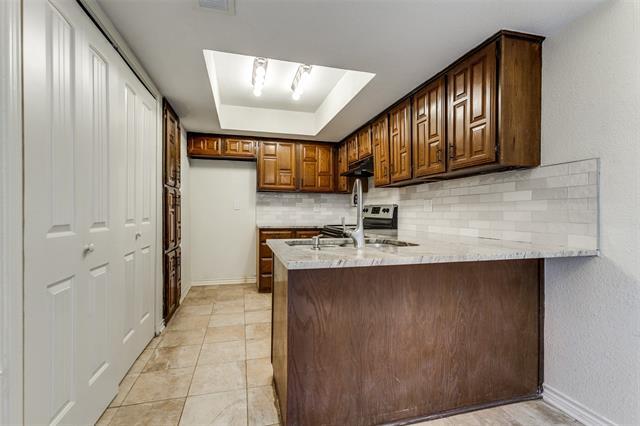 Building Photo - 14151 Montfort Dr