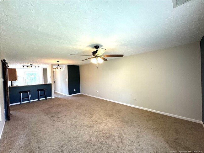 Foto del edificio - 3303 Sperry Branch Way