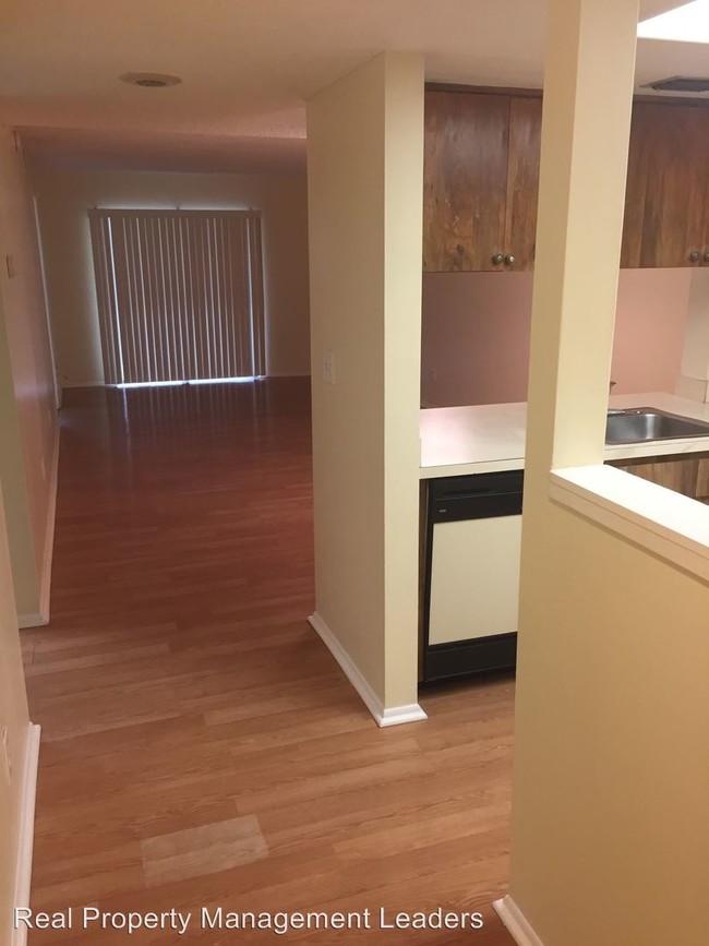 Building Photo - 4973 Puritan Cir