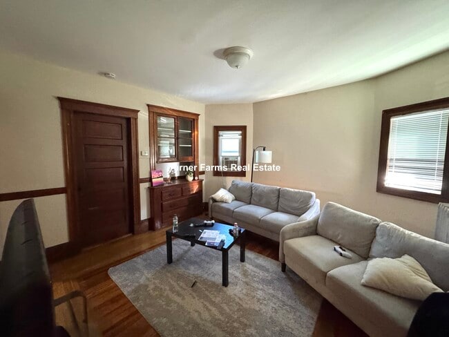 Building Photo - 258 Boston Ave