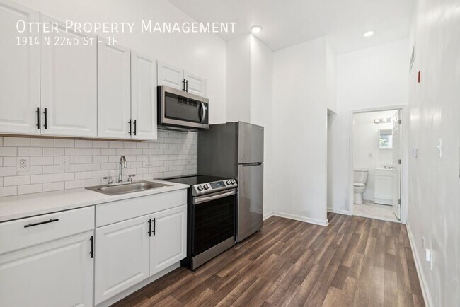Foto del edificio - 1914 N 22nd St