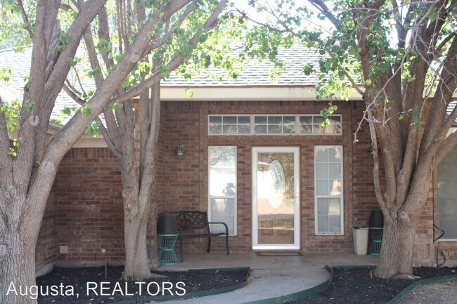 Foto del edificio - 3 br, 2 bath House - 34 High Life Circle