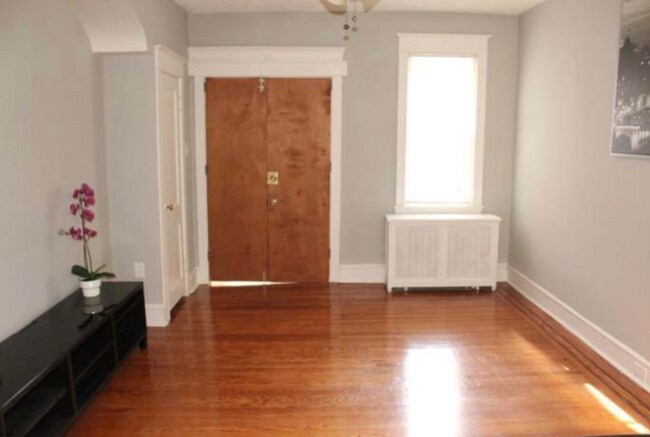 Building Photo - 6163 N 17th St
