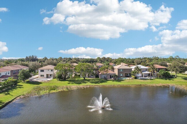 Foto del edificio - 7174 Ivy Crossing Ln