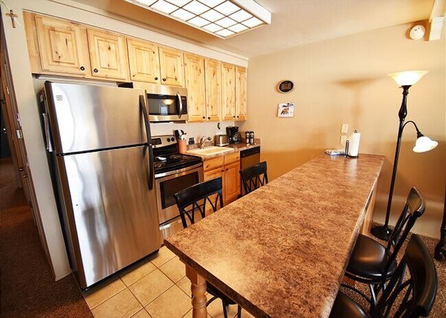 Foto del edificio - Winter Seasonal Rental- Lake Dillon Condos...