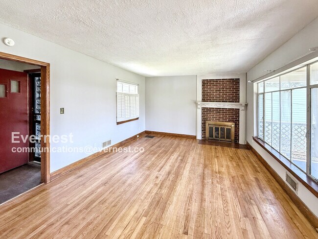 Foto del edificio - 1316 43rd St N