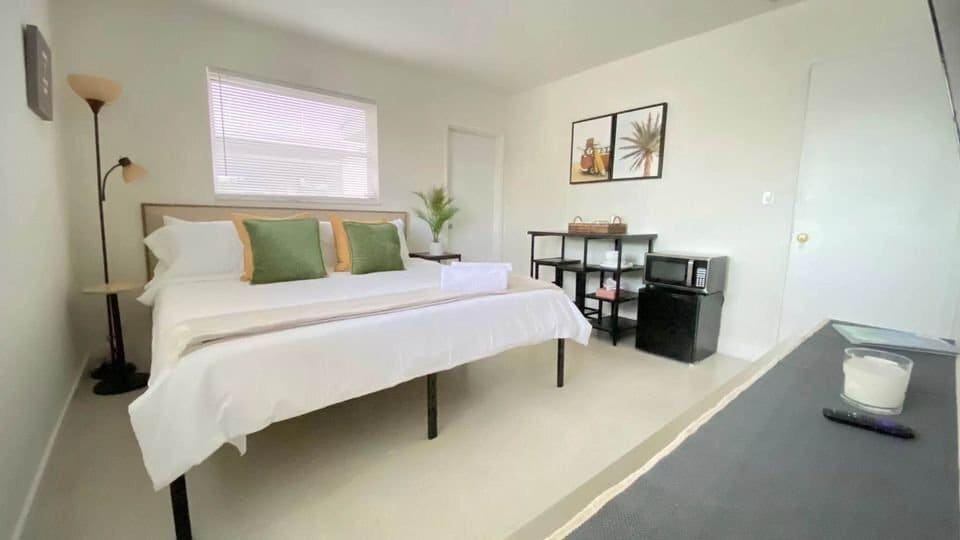 Foto principal - 1521 NE 51st St