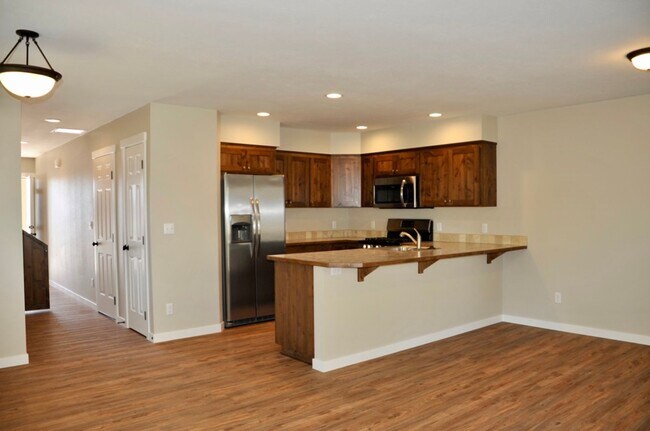 Foto del edificio - 3 bed 2.5 bath Townhouse