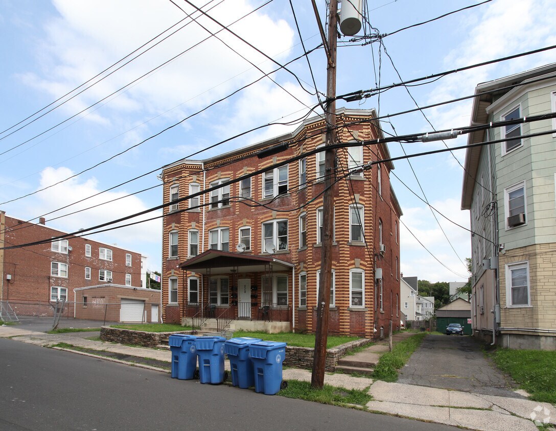 Building Photo - 315 High St