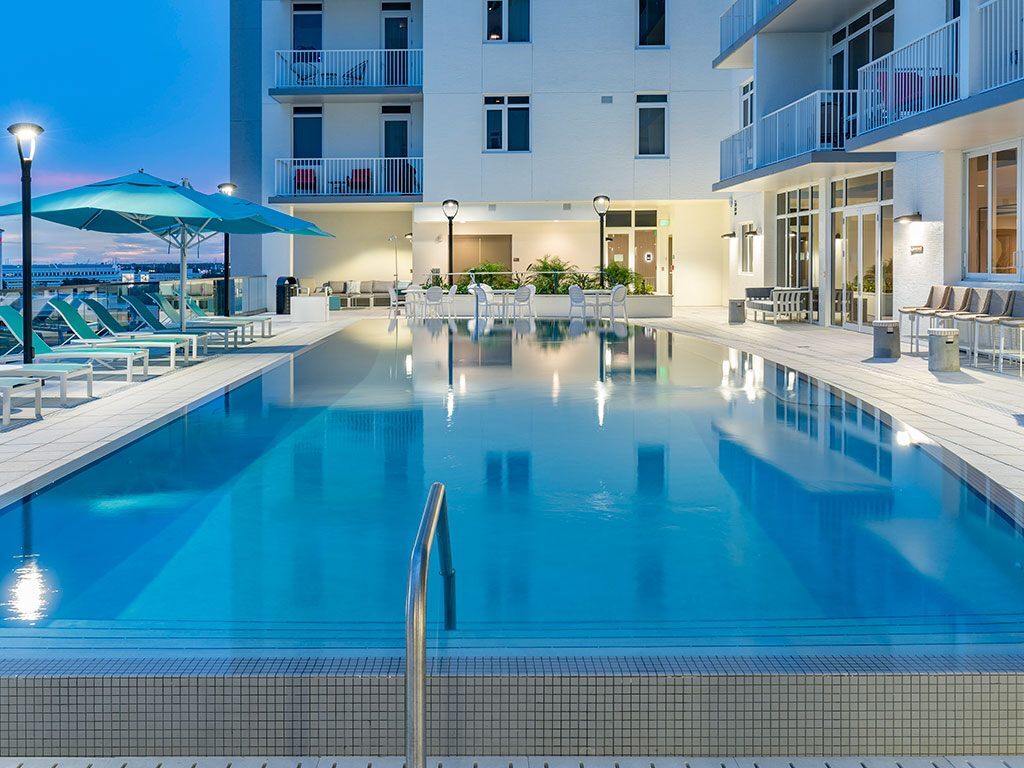 WaterView Echelon City Center Apartments in Saint Petersburg, FL