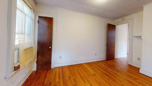 Building Photo - 459 Orange St