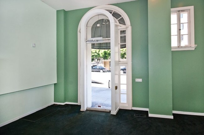 Foto del vestíbulo - 755-757 Sutter St