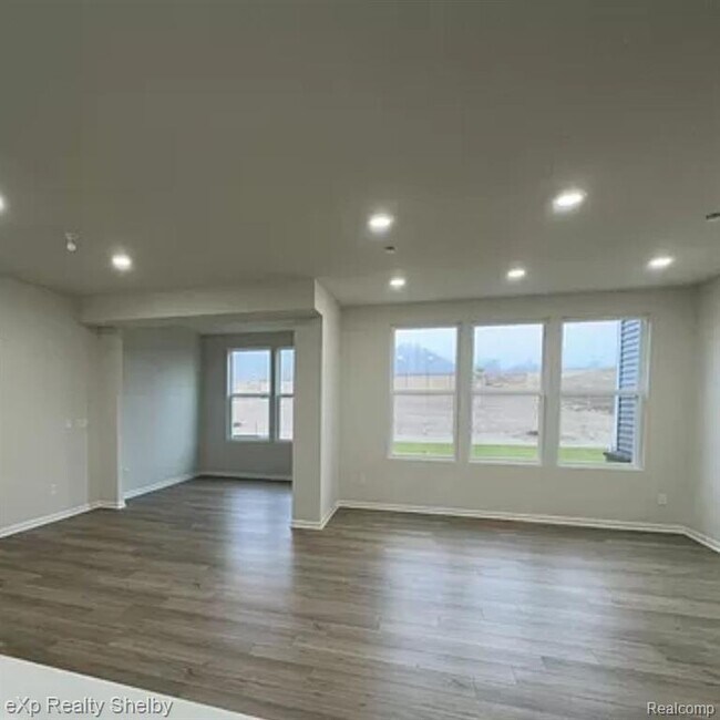 Foto del edificio - 1435 Arcadia Dr
