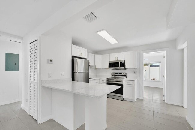 Foto del edificio - 1108 NE 16th St