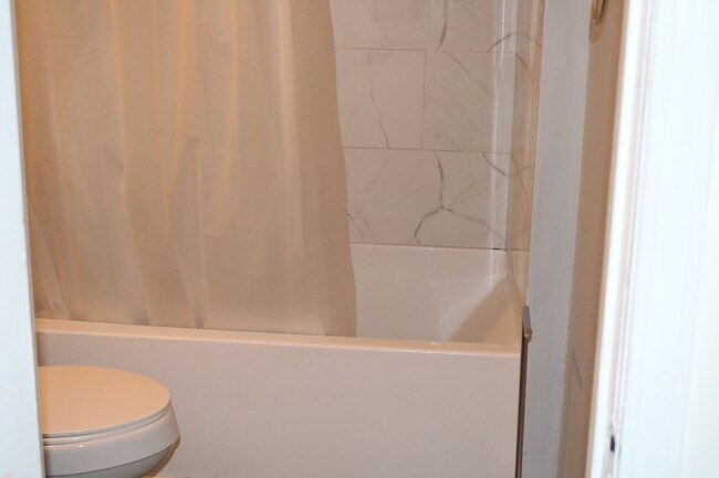 Foto del edificio - "Charming Home in Columbia's Heart – Cozy ...