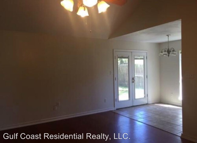 Building Photo - 3 br, 2 bath House - 9204 Seahorse