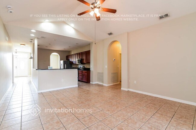 Building Photo - 878 Terranova Rd