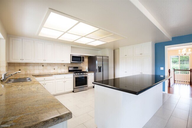 Foto del edificio - 3 br, 2 bath House - 1818 Fuerte Street