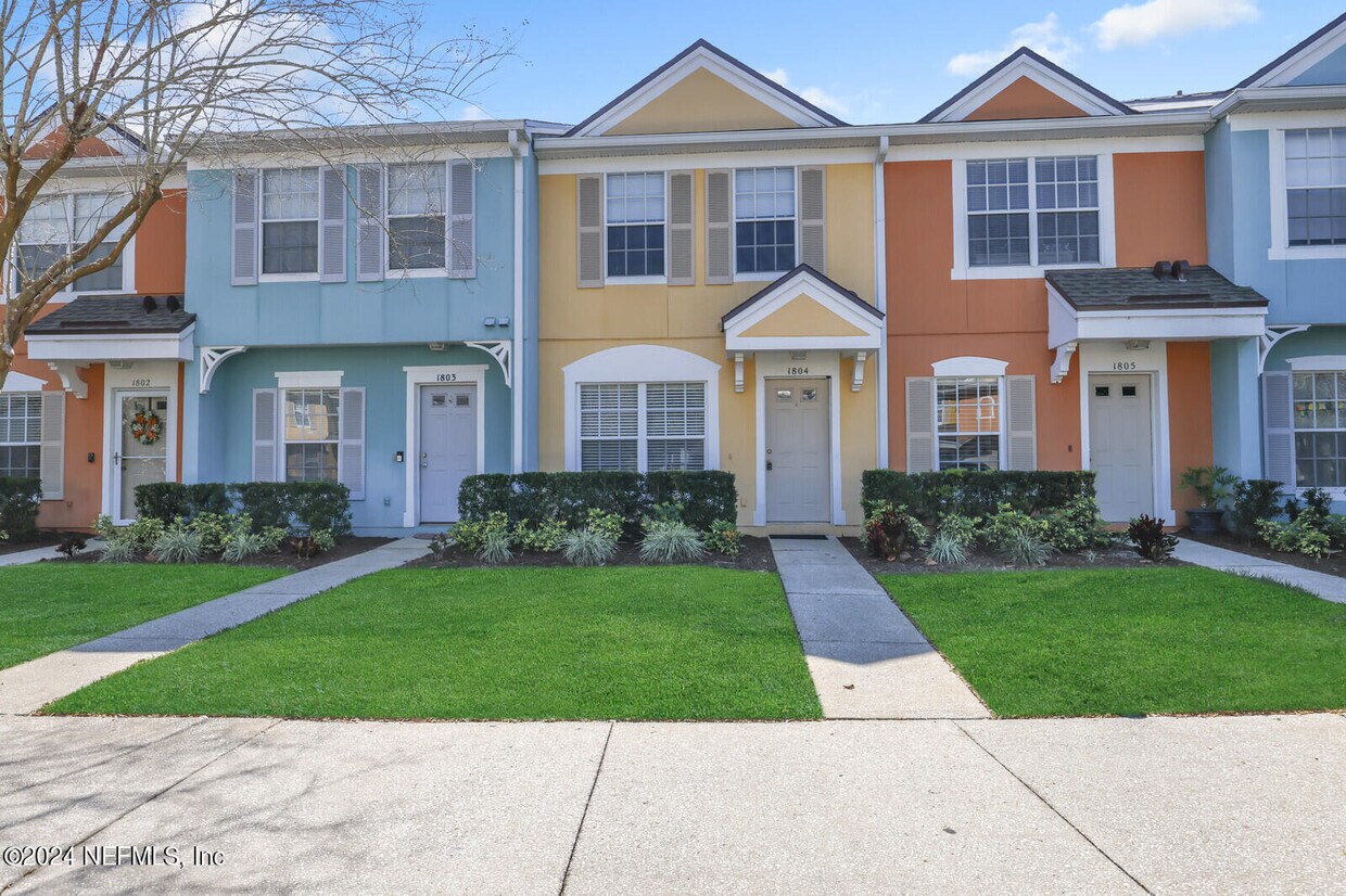 Foto principal - 12311 Kensington Lakes Dr