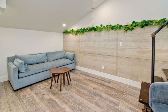 Foto del edificio - 1823 Milbank Rd