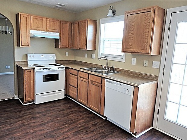 Foto del edificio - 4327 James Wade Dr