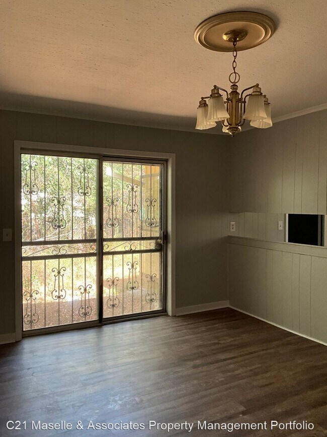 Foto del edificio - 3 br, 2 bath House - 1724 Wood Glen Dr