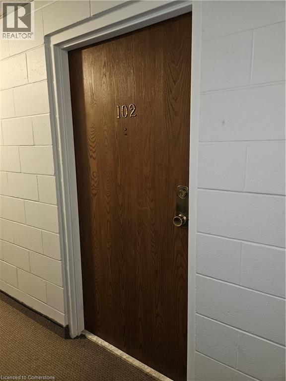 Building Photo - 4 Avalon Pl