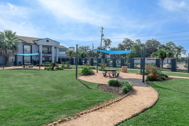 Building Photo - 3802 NASA Road 1