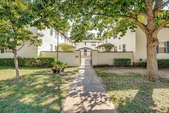 Building Photo - 3417 S University Dr