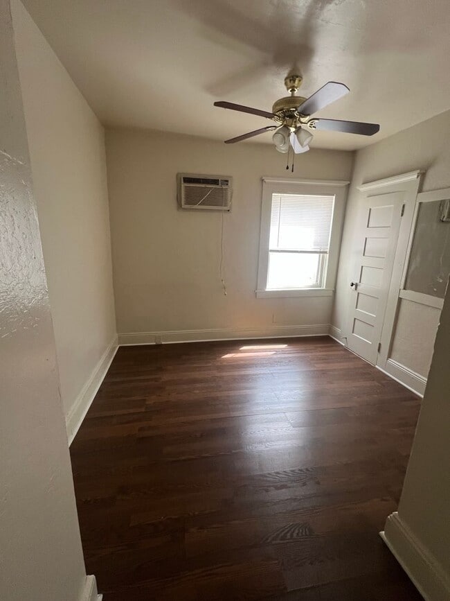 Photo - 1824 L Street Apartment